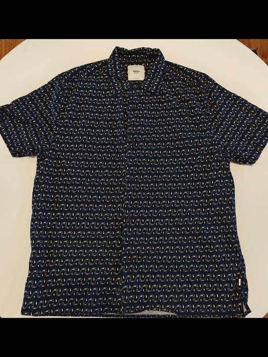Katin Other - Katin Navy Short-Sleeve Button-Up Shirt with Wave Print - M
